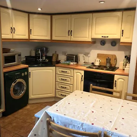 Dom wakacyjny No 30 , *